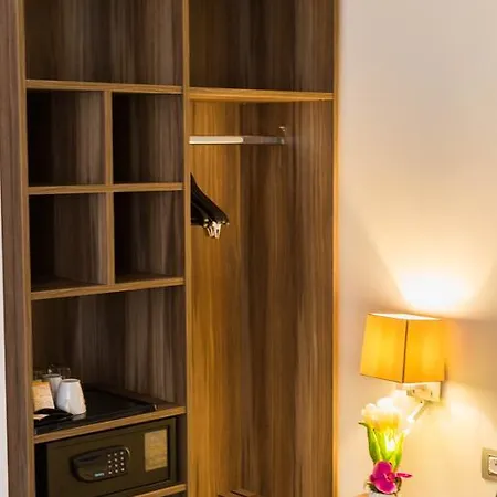 Azur Riviera 4* Nizza