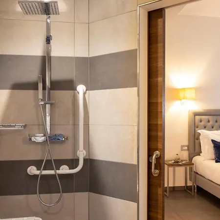 Azur Riviera Hotell