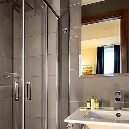 Azur Riviera Hotel 4*
