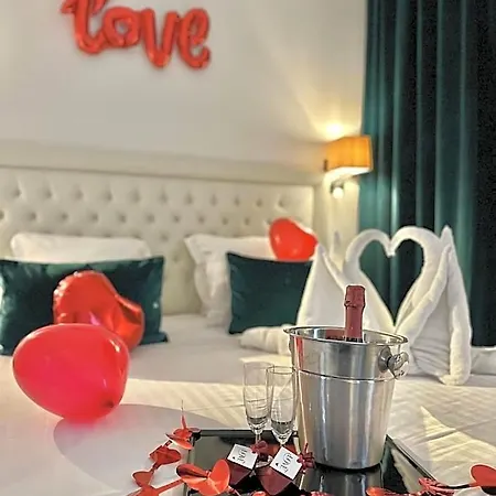 Azur Riviera 4* Nice