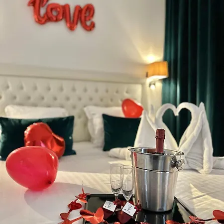 Azur Riviera Hotell