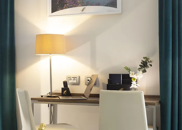 Azur Riviera 4*