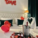 Azur Riviera Hotel