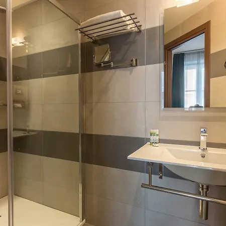 Azur Riviera 4* Nizza